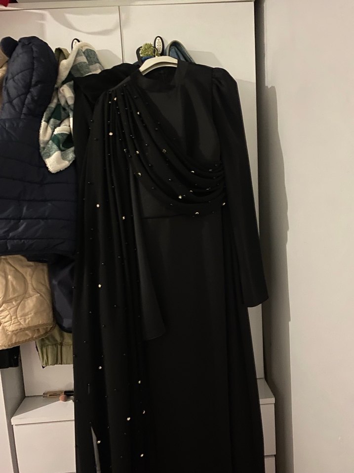 Siyah tesettür abiye - Görsel 3