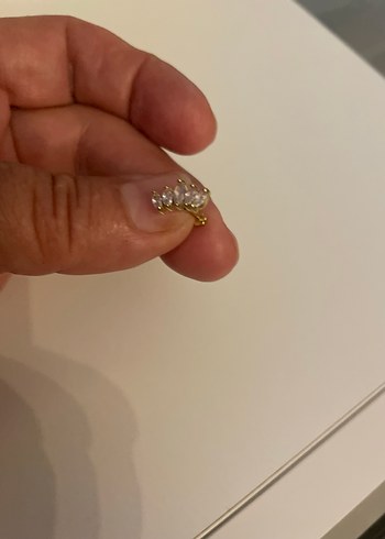 Tragus altın küpe