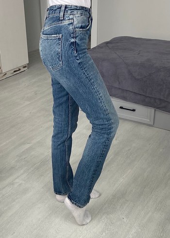 Bol Kesim Kadın Kot Pantolon - Görsel 4