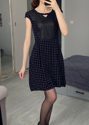 Puantiye Desenli Siyah Midi Elbise - Görsel 3