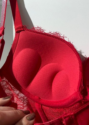 Kırmızı Dantel Midi Sütyen - Görsel 5