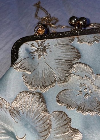 Mavi Çiçekli Kadın El Çantası - Görsel 3