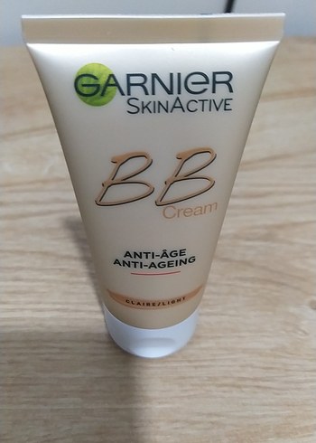 Beden Renk Garnier SkinActive BB Krem Anti-Age Beige