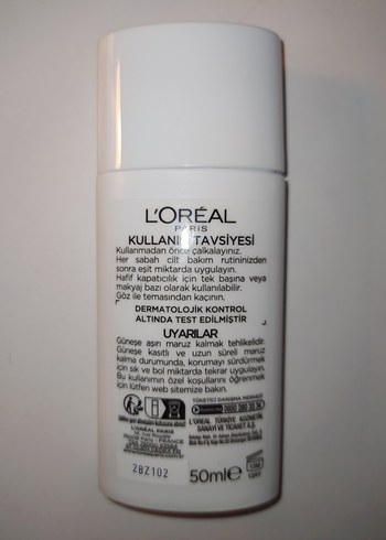 Beden L'Oréal Bright Reveal Renkli Güneş Kremi SPF 50