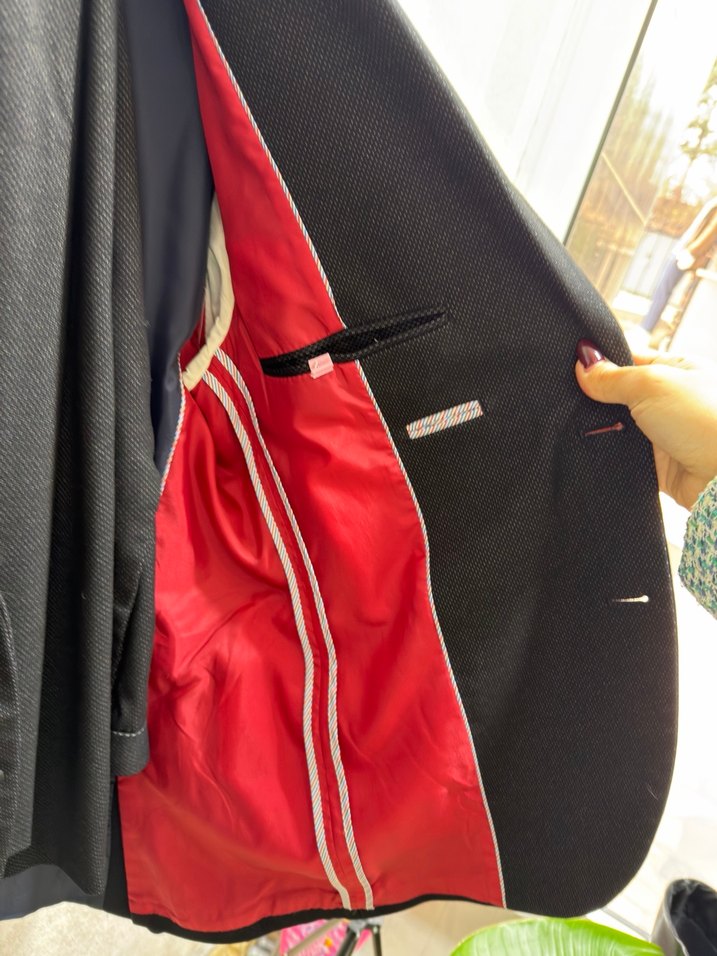 Siyah Erkek Düğmeli Notch Yaka Takım Elbise - Görsel 3