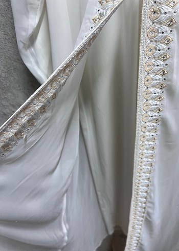 Boncuk İşlemeli Beyaz Uzun Kadın hac Elbise - Görsel 4