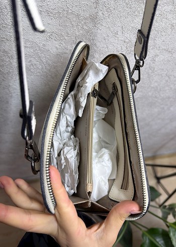 Minimalist Beyaz Deri Kadın Çanta - Görsel 6