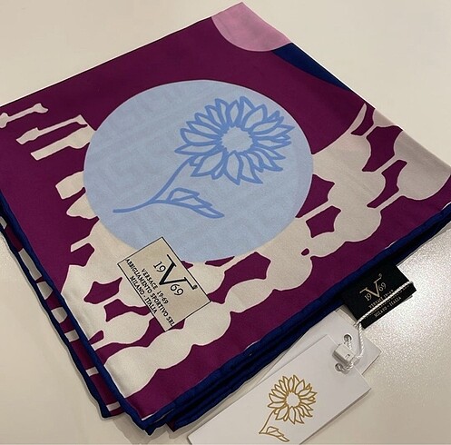 Versace eşarp yeni 90*90 cm