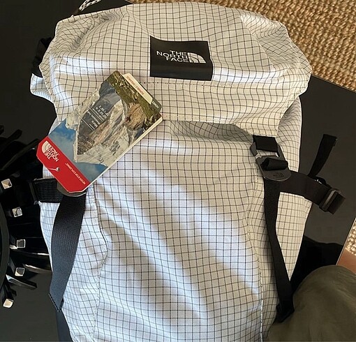 North Face The north face dağcı sırr çantası yeni etiketlidir