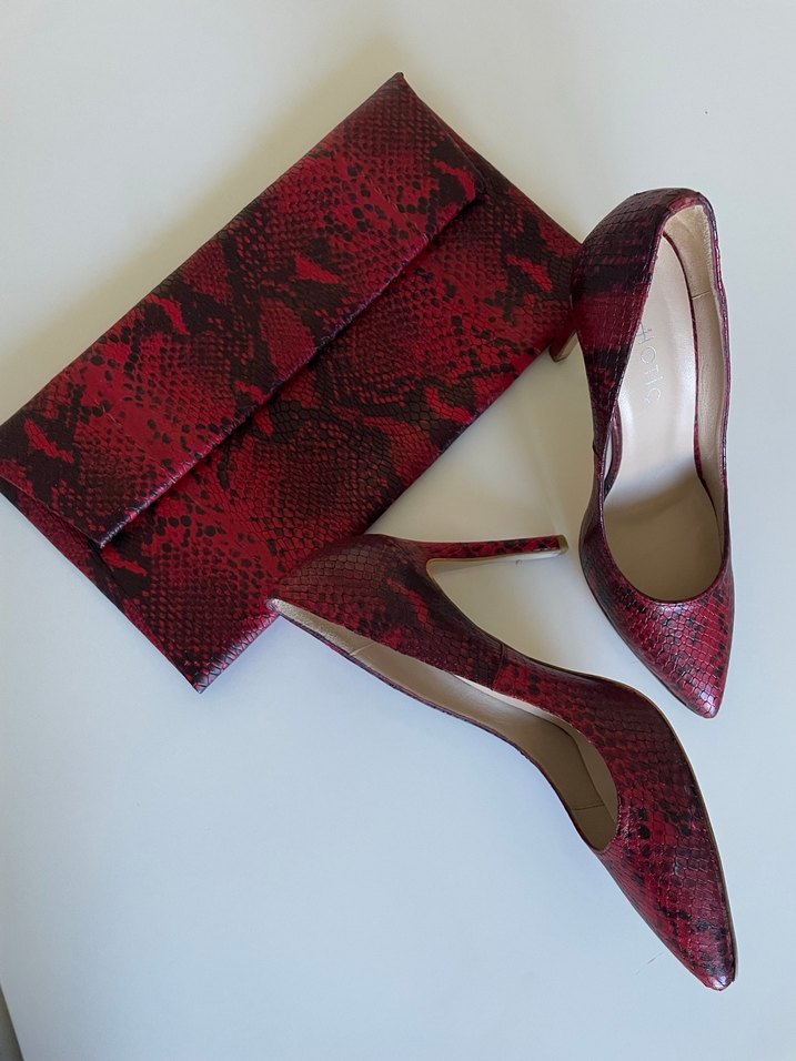 Hotiç deri Kırmızı Yılan Derisi Desenli Stiletto ve Çanta Seti - Görsel 2