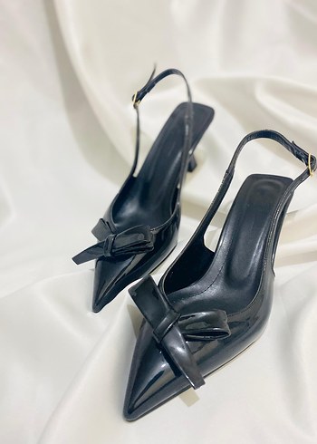 diğer Beden siyah Renk Klasik Siyah Tokalı Stiletto Topuklu Ayakkabı