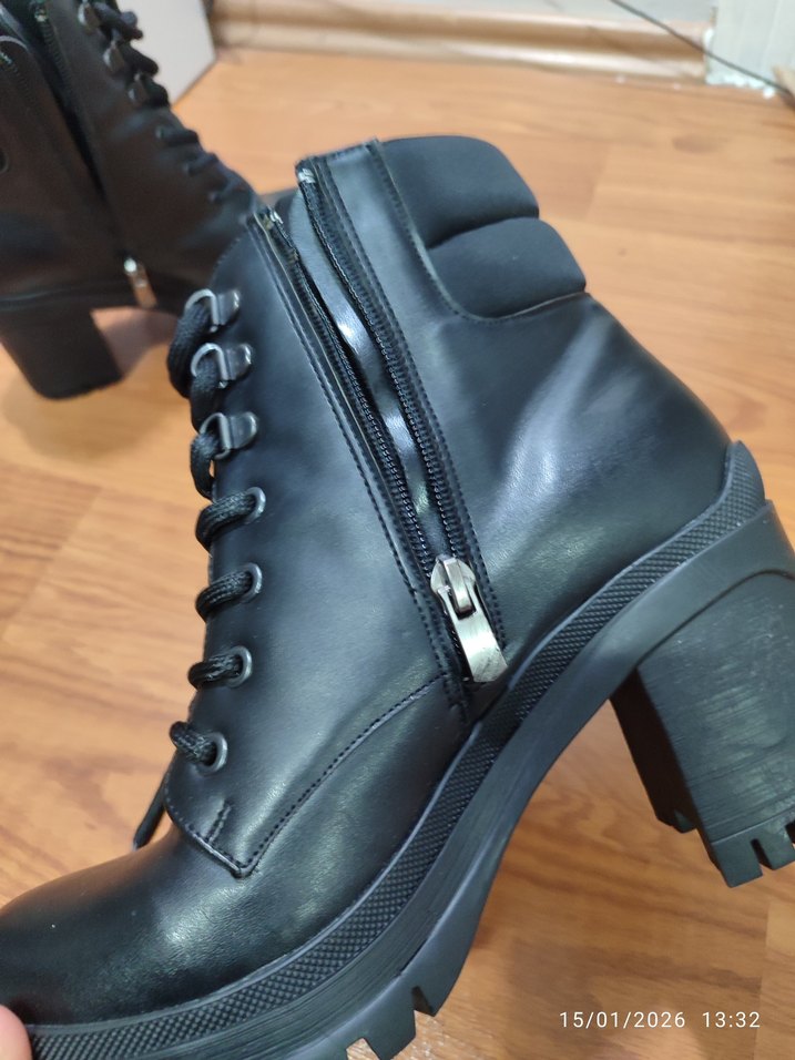 DERİMOD SIFIR hiç kullanılmamış Siyah Goth Topuklu Kadın Bot - Görsel 2