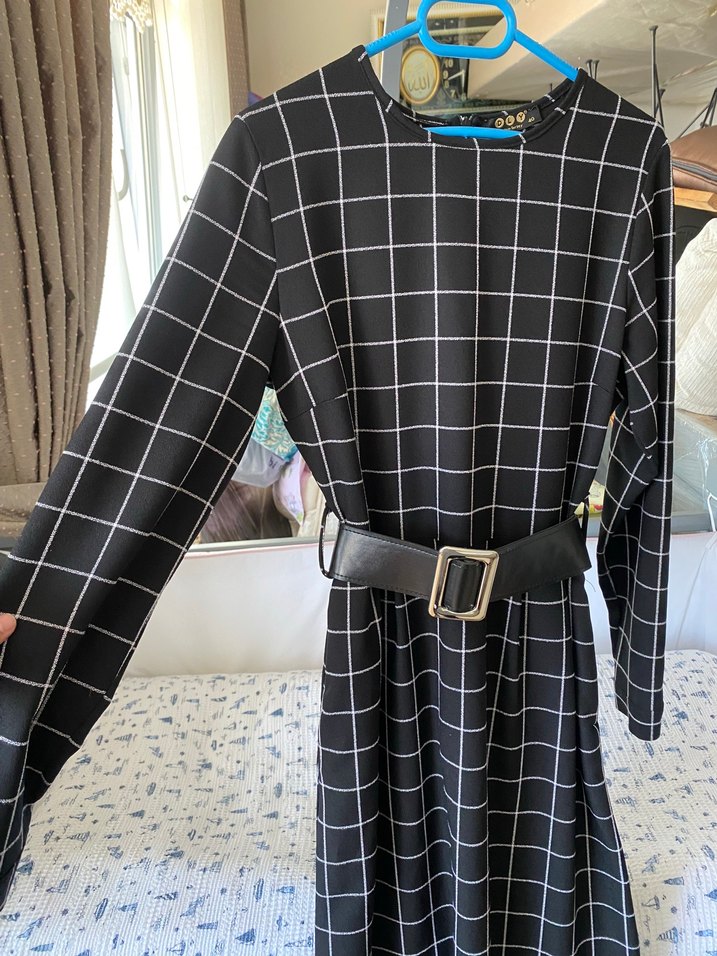 Kemerli Siyah Ekose Midi Elbise - Görsel 2