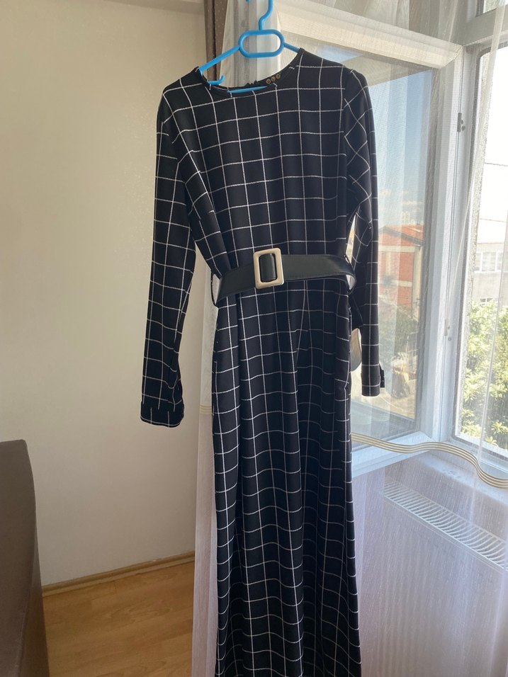 Kemerli Siyah Ekose Midi Elbise - Görsel 3