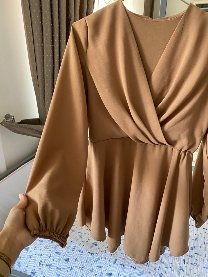 Bej Drapeli V Yakalı Hamile Bluzu - Görsel 2