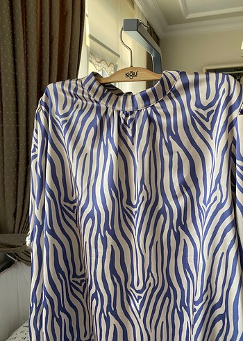 Zebra Desenli Uzun Kollu Kadın Gömlek - Görsel 4