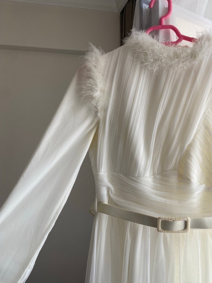 Drapeli Uzun Beyaz Straplez Nişan Elbisesi - Görsel 2