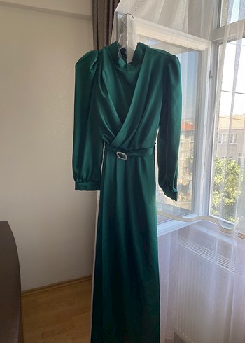 Turkuaz Uzun Saten Elbise - Görsel 2