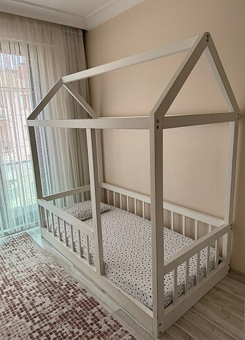 MONTESSORİ MOBİLYA VE ÇİLEK MARKA YATAK