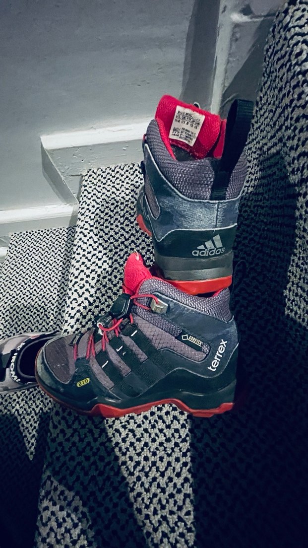 Adidas goretex çocuk botu - Görsel 5