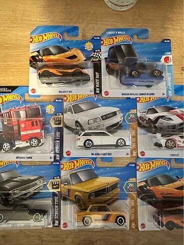  Hot wheels karışık