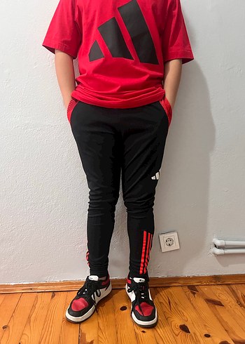 Adidas 12-13 Yaş
