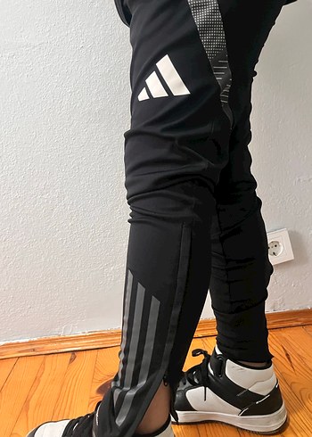 Siyah Bağcıklı Erkek Çocuk Eşofman Altı - Görsel 4