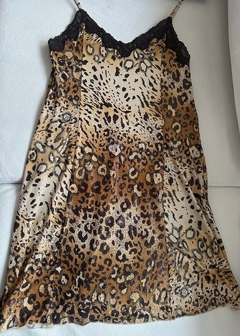 Leopar Desenli İnce Askılı Mini gecelik kombinezon - Görsel 3