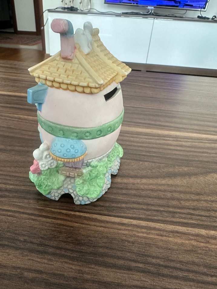 Disney karakterli kumbara ve biblo - Görsel 2