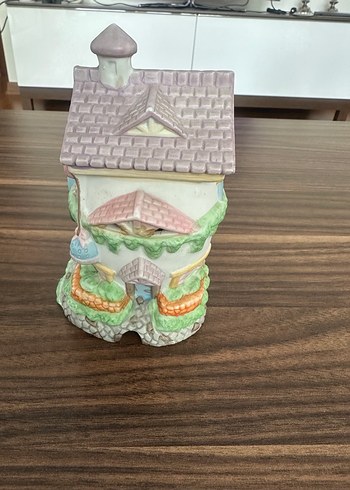 Disney karakterli kumbara ve biblo - Görsel 2