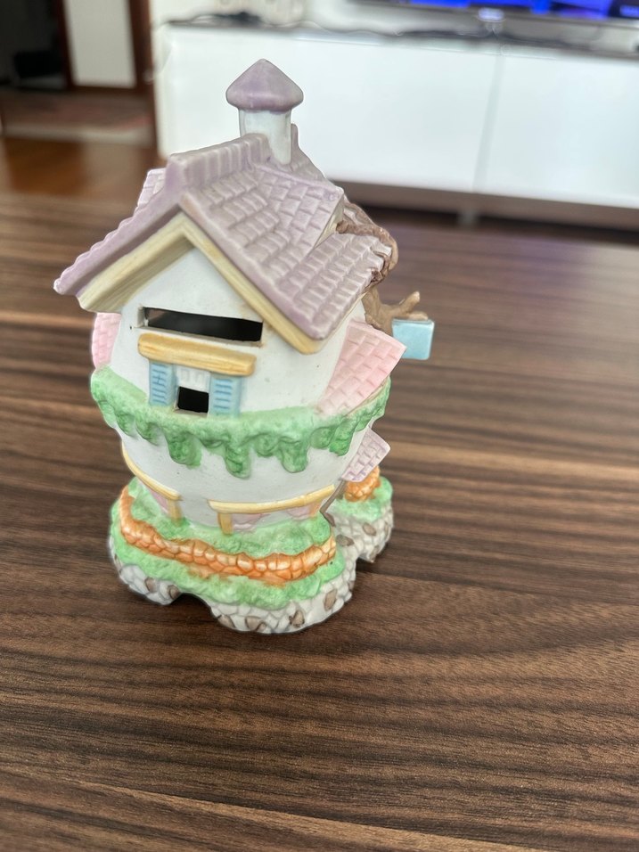 Disney karakterli kumbara ve biblo - Görsel 3