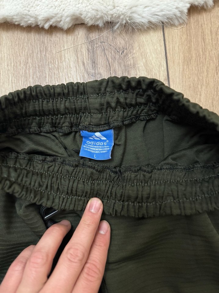 Adidas Yeşil Elastik Bel Spor Şort - Görsel 2