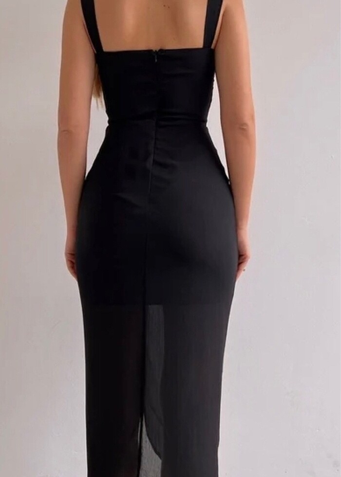 Drapeli yandan yırtmaçlı elbise - Görsel 2