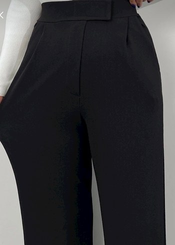 Kadın Siyah Kemerli Kumaş Pantolon - Görsel 3