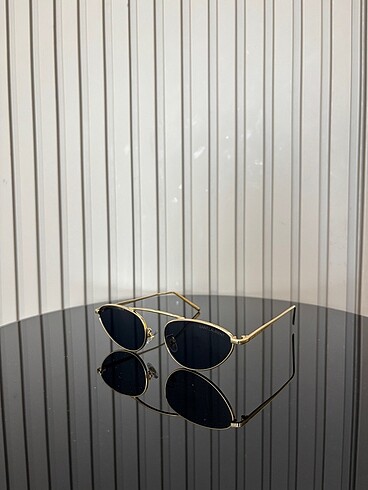 YSL İTHAL GÖZLÜK