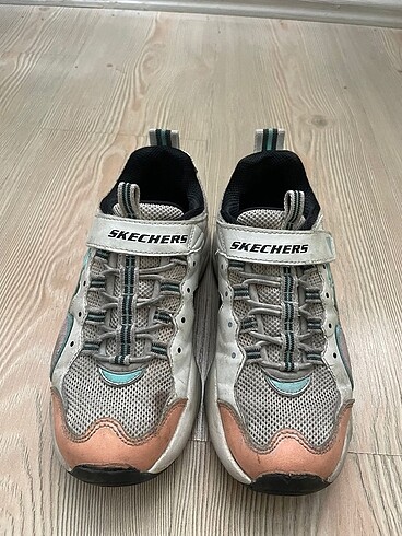 Skechers spor ayakkabı