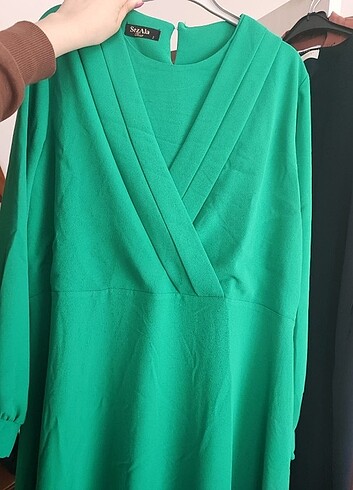 Sıfır Yeşil Kemerli Hadise Elbise 