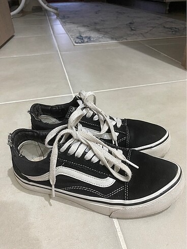 37,5 Beden Vans ayakkabı