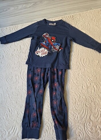 LC Waikiki Erkek çocuk pijama takımı 