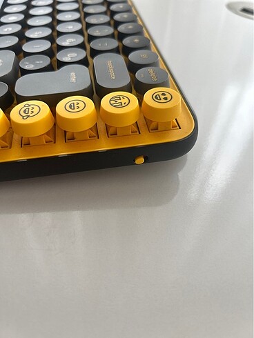 Beden Logitech Pop Keys Klavye