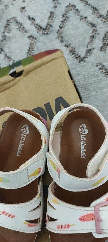 21 Beden beyaz Renk Bebek sandalet 