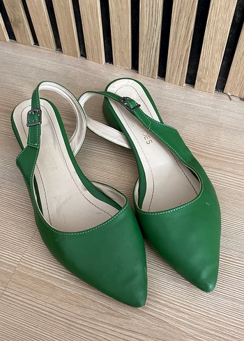 Yeşil Tokalı Stiletto Kadın Klasik Ayakkabı