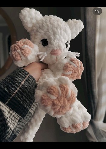 Beyaz Peluş Kedi Oyuncak