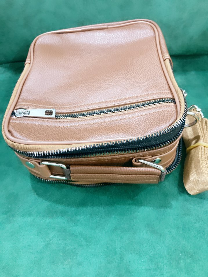 Erkek Kahverengi Fermuarlı Omuz Çantası - Görsel 2