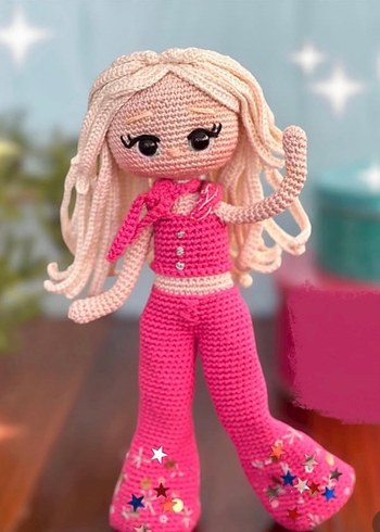Pembe Örgü Bebek