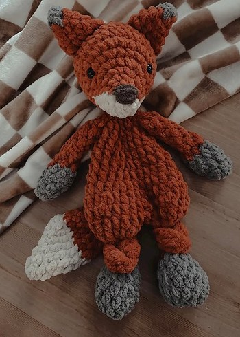 Kahverengi ve Gri Peluş Tilki Oyuncak