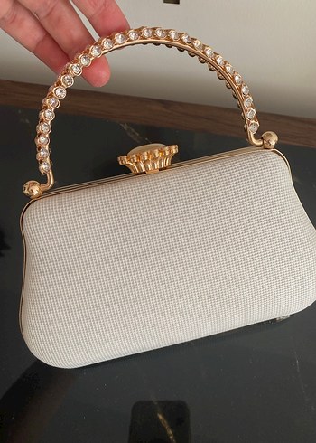 Tel kırma İşlemeli Beyaz Kadın Portföy Çanta - Görsel 2