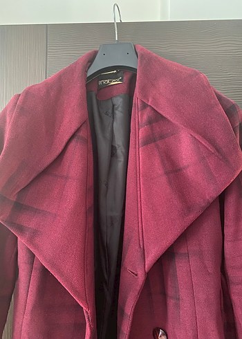 Bordo Çift Düğmeli Kaban - Görsel 3