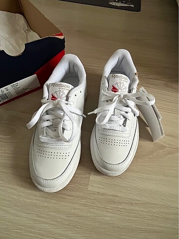 35,5 Beden beyaz Renk Reebok Club C 85 Beyaz Gri 35.5 numara