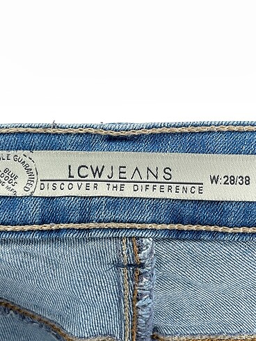 28 Beden mavi Renk LC Waikiki Jean / Kot %70 İndirimli.